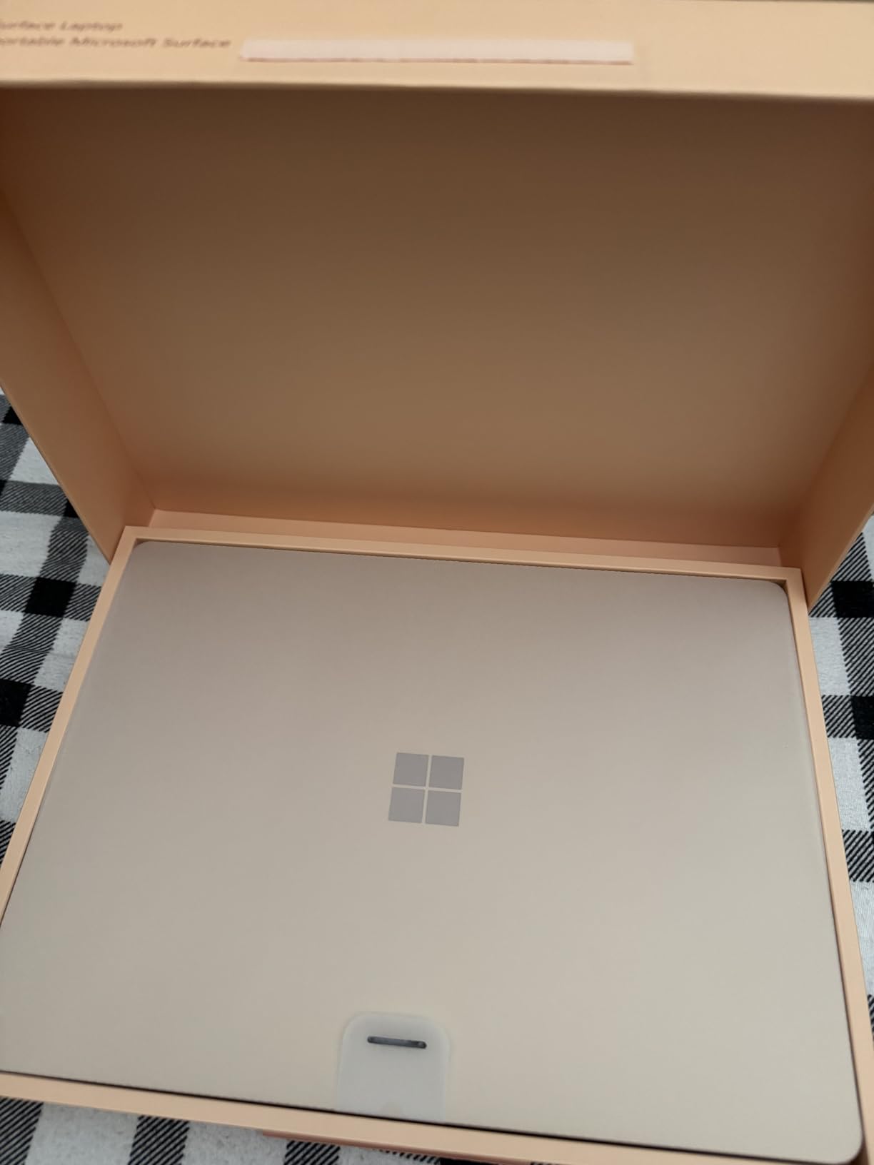 Microsoft Surface Laptop (2024), Windows 11 Copilot+ PC, 13.8