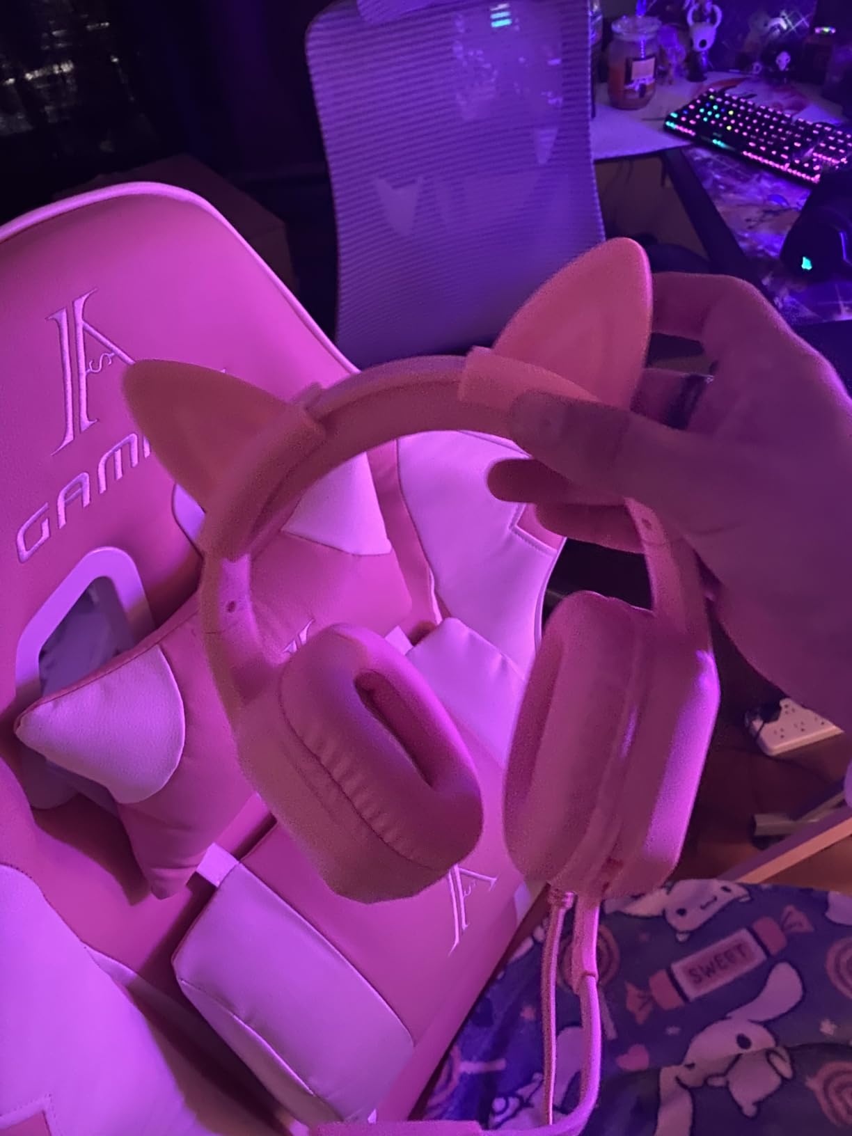 ZIUMIER Pink Wired Gaming Headset with Detachable Cat Ears customer photo 2