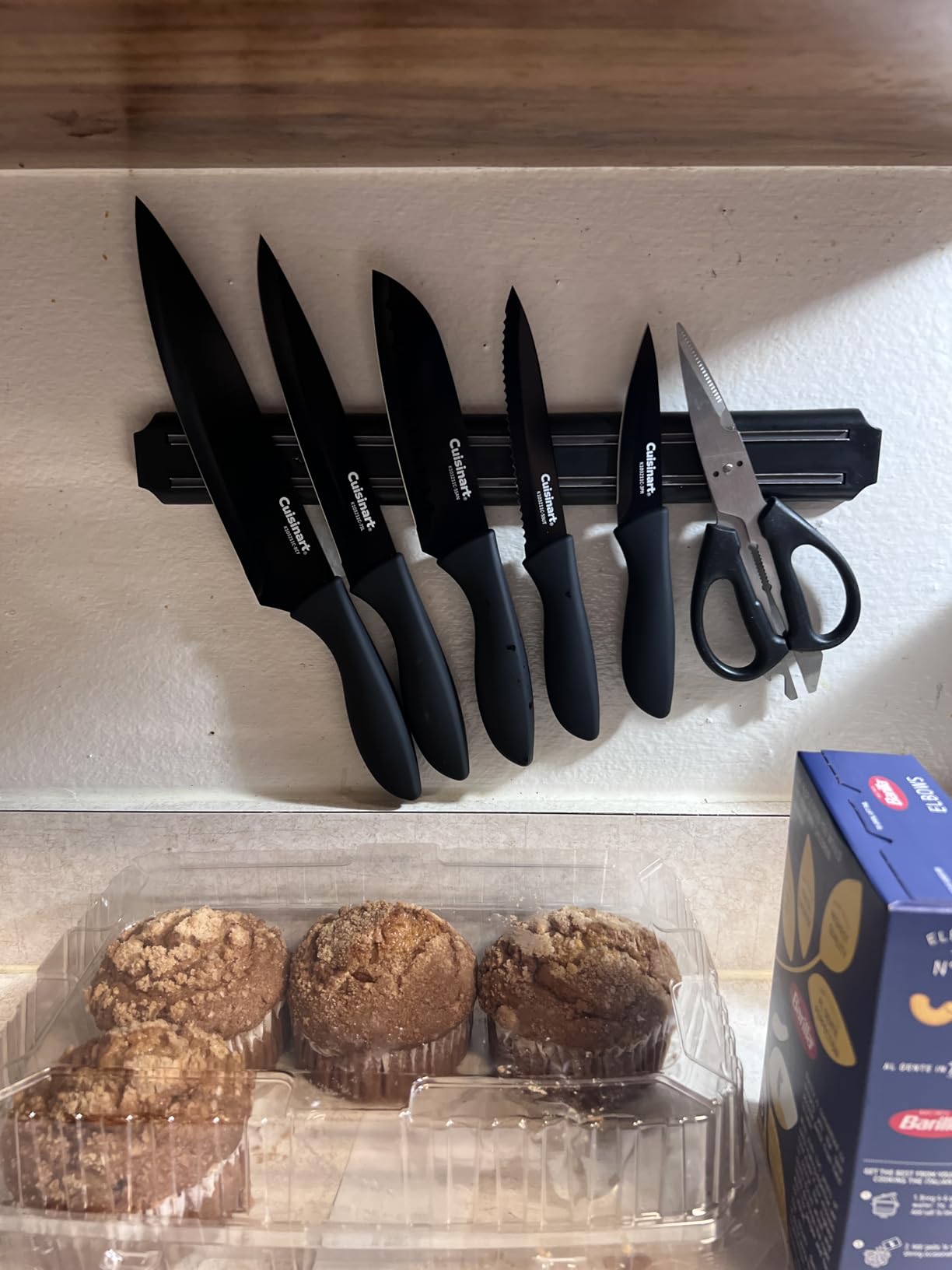 Magnetic Knife Holder,15 Inch Magnetic Knife Storage Strip,Knife Bar Block Magnet,Kitchen Utensil Holder,Tool Holder,Multipurpose Magnetic Knife Rack customer photo 2