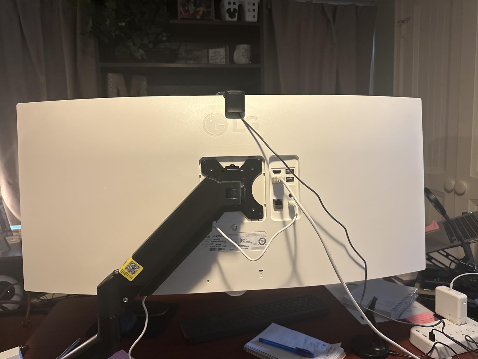 LG 34SR60QC-W customer photo 2