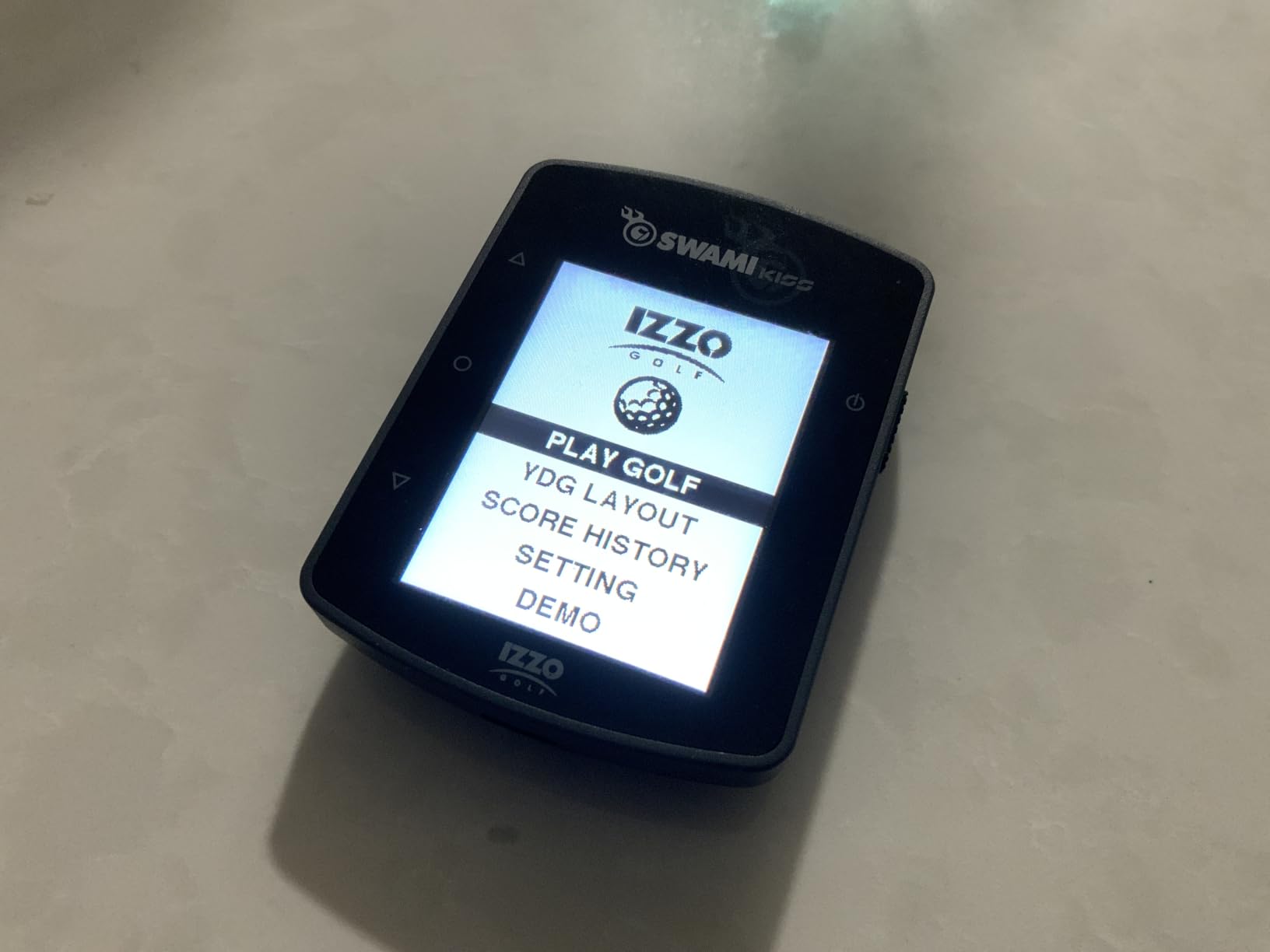 Swami KISS 2.0 Handheld Golf GPS Ragnefinder with Integrated Magnets - Grey customer photo 1