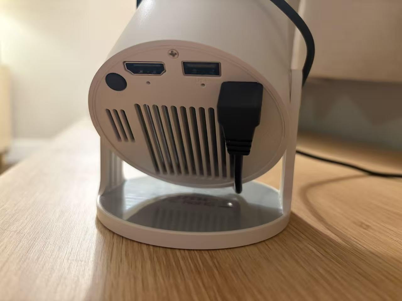 Mini Projector, Portable Smart Projector 4K WiFi 6 BT 5.4 [Built-in App] customer photo 2