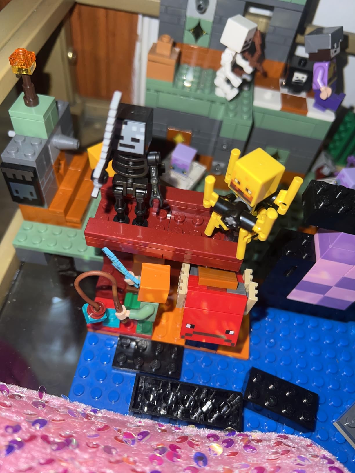 LEGO Minecraft Lava Battle 21266 customer photo 2
