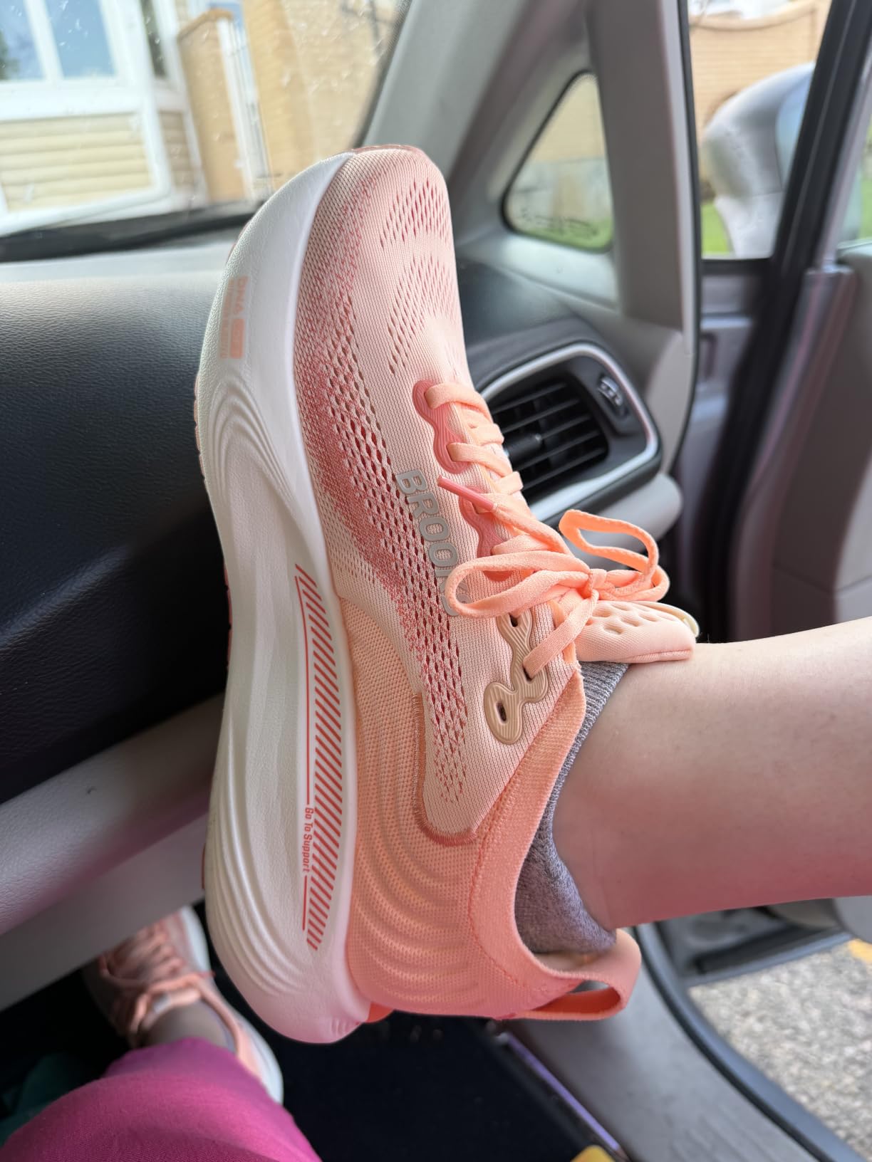 Brooks Adrenaline GTS 25 customer photo 2