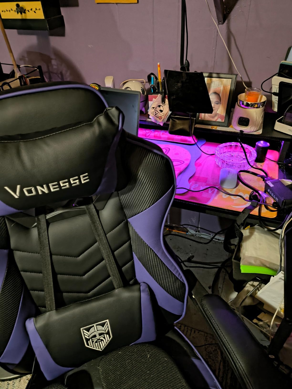 Vonesse Gaming Chair, Big and Tall Gaming Chair with Footrest and Massage, Gaming Chairs for Adults with Lumbar Support, Ergonomic High Back Computer Chair with Pocket Spring Cushion (Purple/Black) customer photo 1