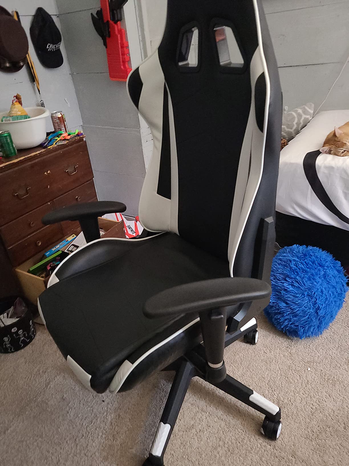 GTRACING Gaming Chair with Reclining Backrest, Adjustable Height and Swivel Base, Ergonomic Computer Chair with Headrest and Lumbar Support (Red) customer photo 1