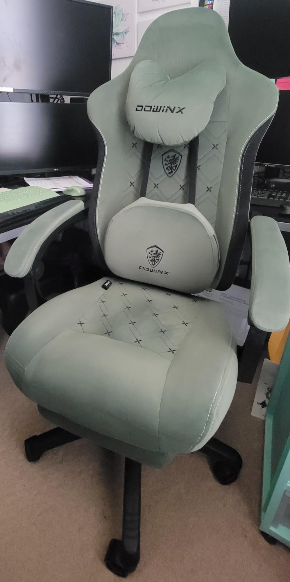 Dowinx Gaming Chair with Heated Massage Lumbar Support,Big and Tall Fabric Gaming Chairs for Adults with Footrest, Ergonomic Computer Game Chair with Poket Spring Cushions, 350lbs, Black customer photo 2