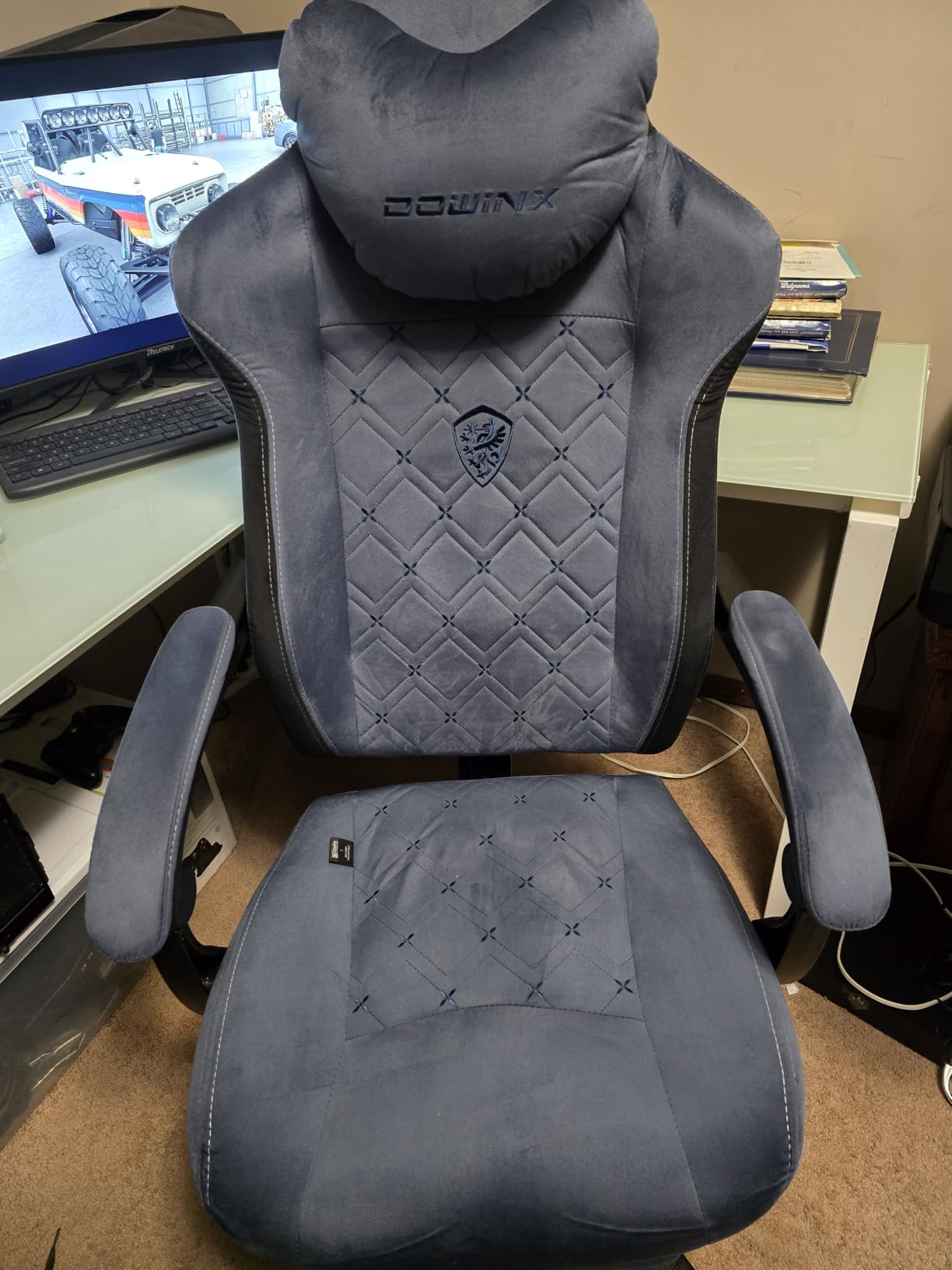 Dowinx Gaming Chair with Heated Massage Lumbar Support,Big and Tall Fabric Gaming Chairs for Adults with Footrest, Ergonomic Computer Game Chair with Poket Spring Cushions, 350lbs, Green customer photo 1