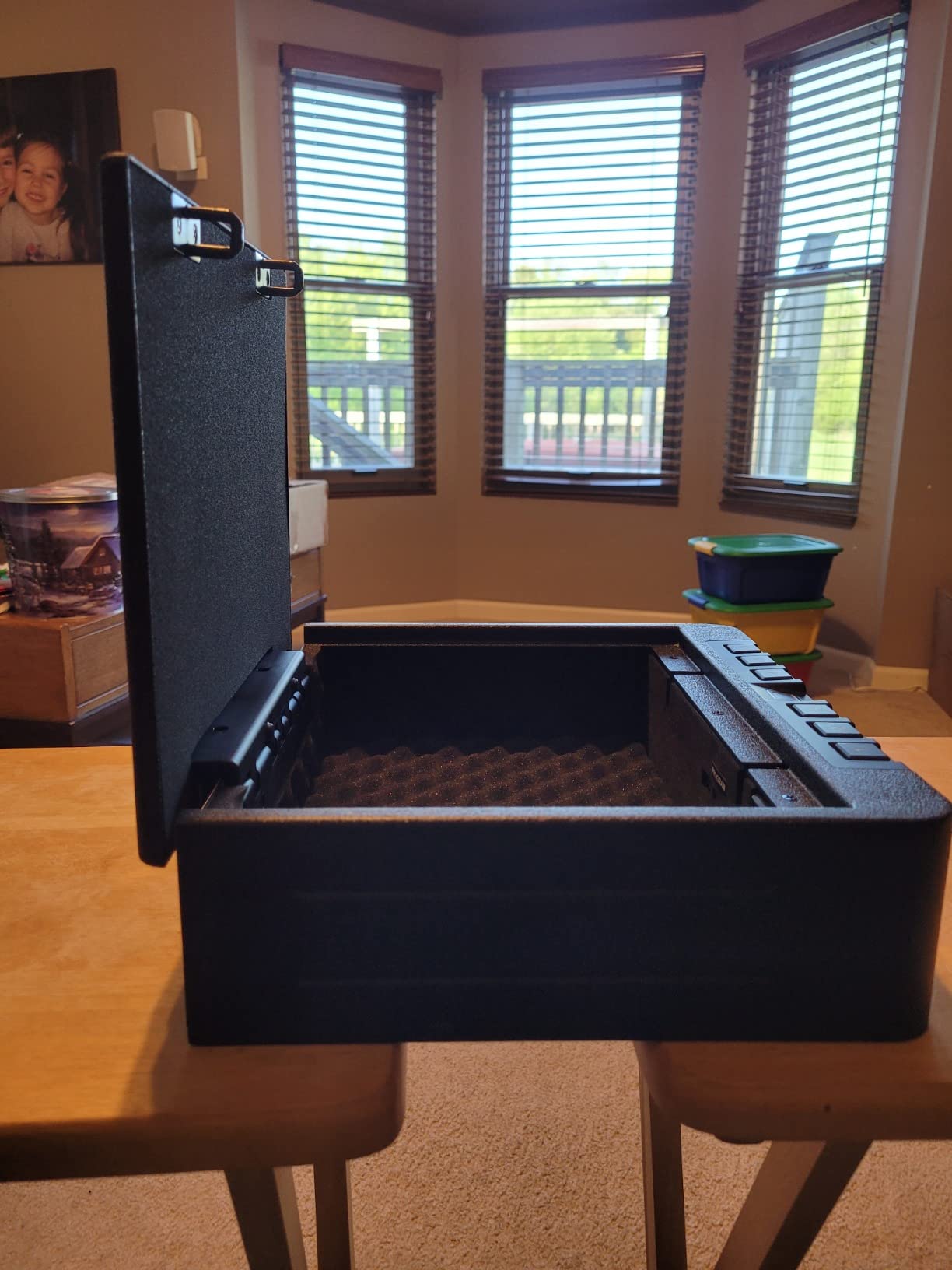 XDeer Biometric Gun Safe for Handgun, Slider Bedside Handgun Safe customer photo 2