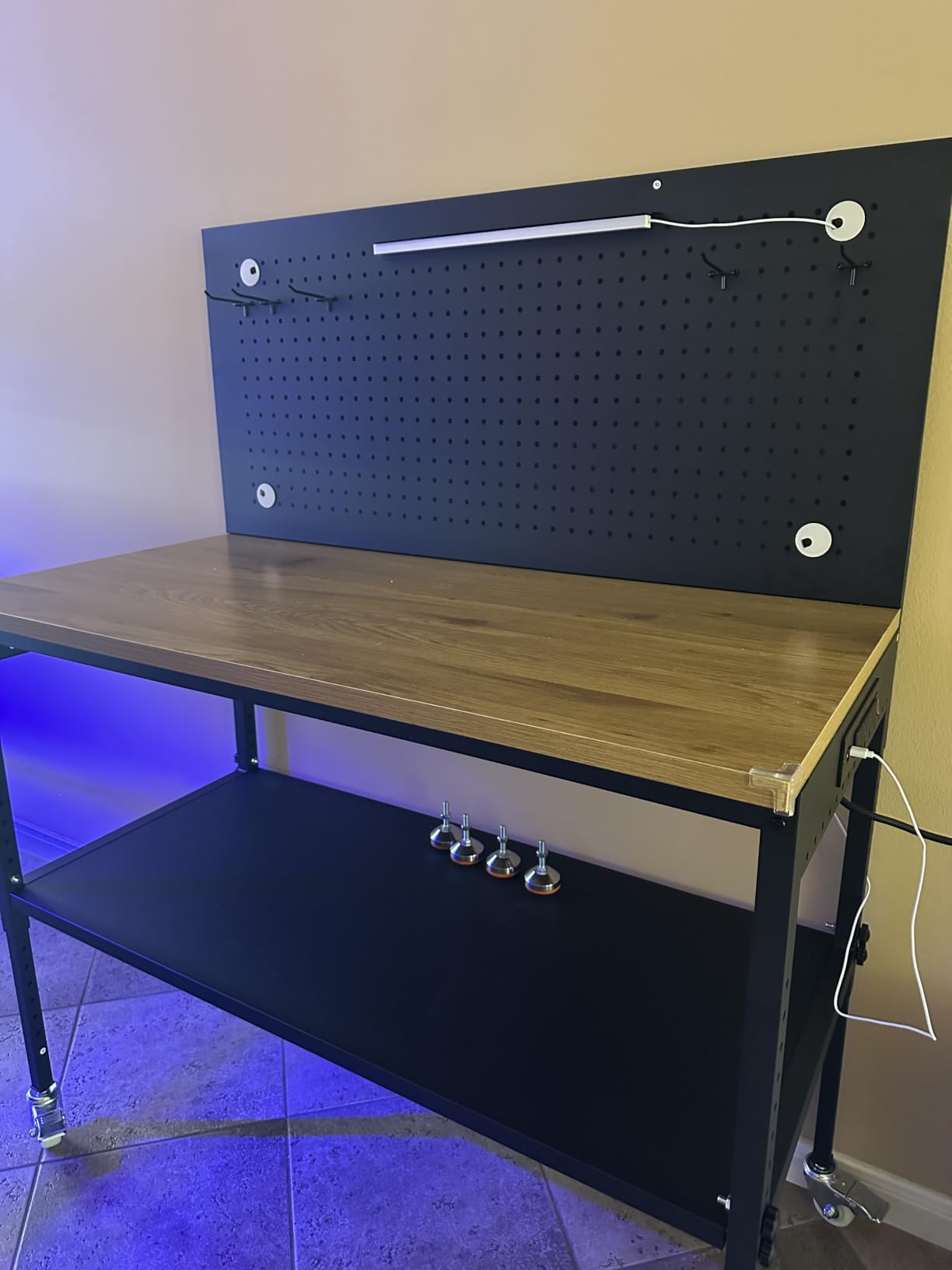 48” Adjustable Wood Work Bench, Heavy Duty Work Table with Power Outlets & Drawers Wheels for Workshop, Garage, 3000 Lbs Capacity customer photo 1