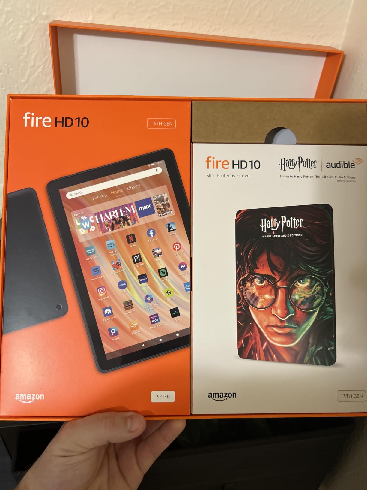 Harry Potter Amazon Fire HD 10 tablet 32GB (newest model) | Officially Licensed Limited-Edition design in celebration of Harry Potter: The Full-Cast Audio Editions on Audible (sold separately) customer photo 1