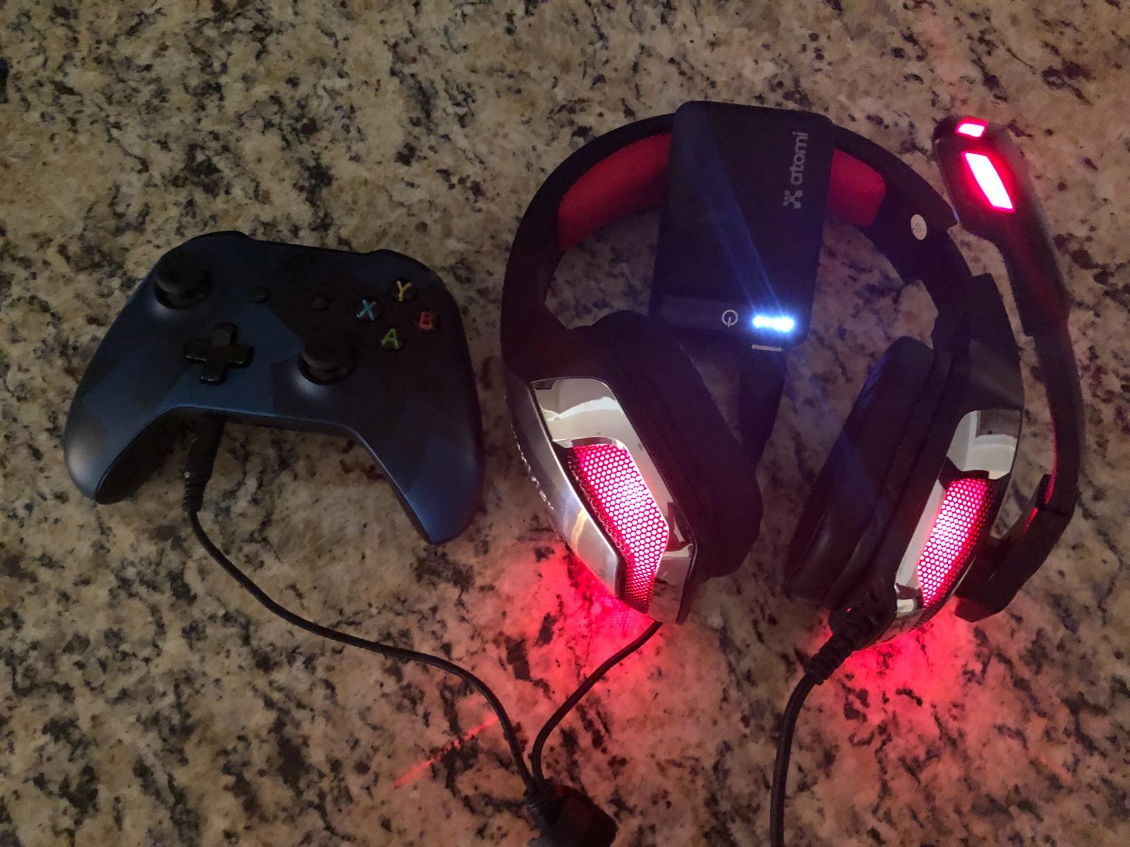 Gaming Headset for Xbox Series X|S Xbox One PS5 PS4 PC Switch Mac, Wired customer photo 1