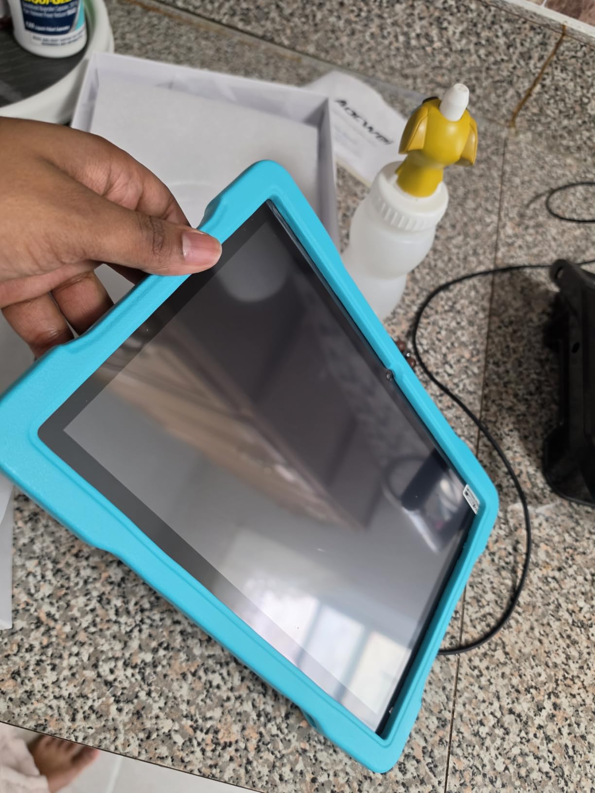 AOCWEI 10 inch Kids Tablet customer photo 2
